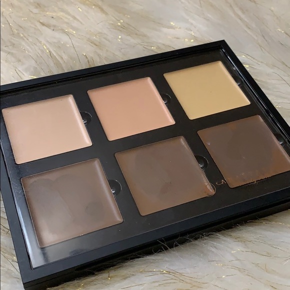 Anastasia Beverly Hills Other - Cream contour kit